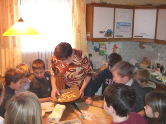 Kekse backen bei Familie Tratnik-Ressmann